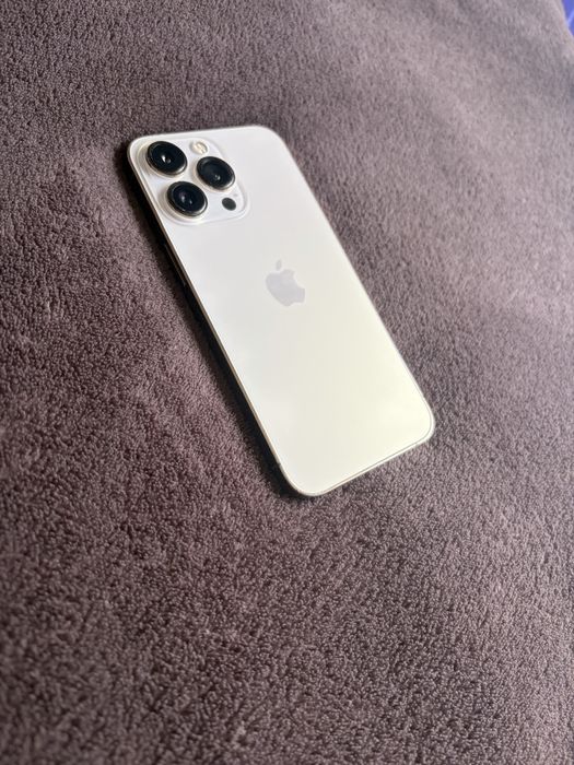 Iphone 13 pro gold
