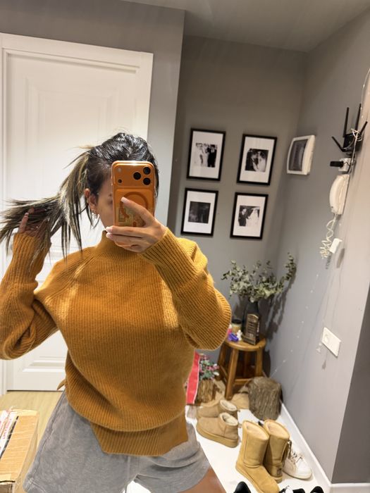 Теплый новый свитер из Америки