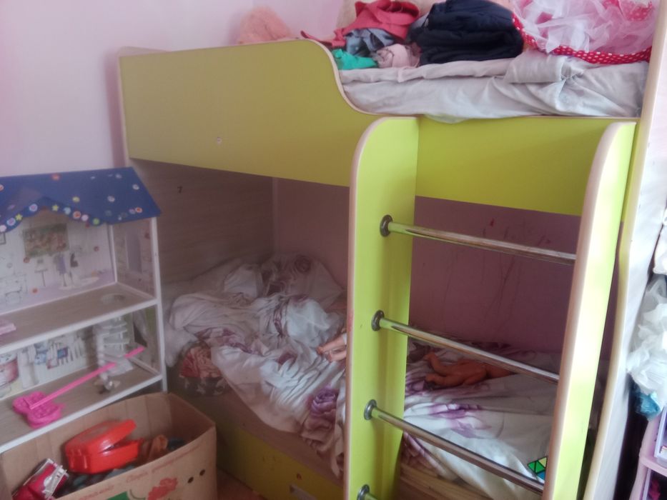 Продаётся двухъярусная кровать