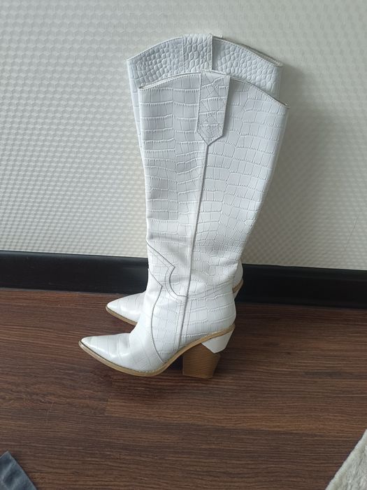 Срочно Продам сапоги