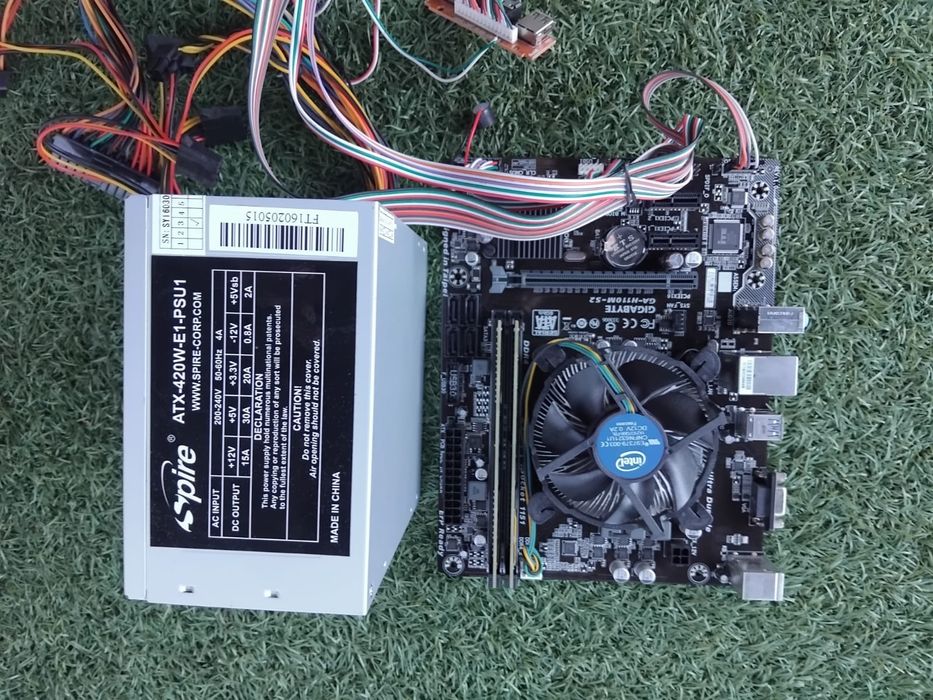 Kit PC, procesor Intel Celeron, 8 Gb DDR4, sursa 420 wati