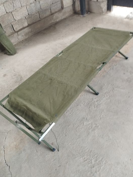 Военный кровать..