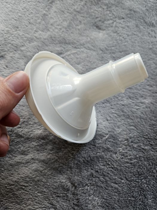 Medela Solo - електрическа помпа за кърма + аксесоари