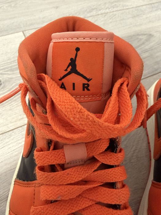 Jordan 1 mărimea 38
