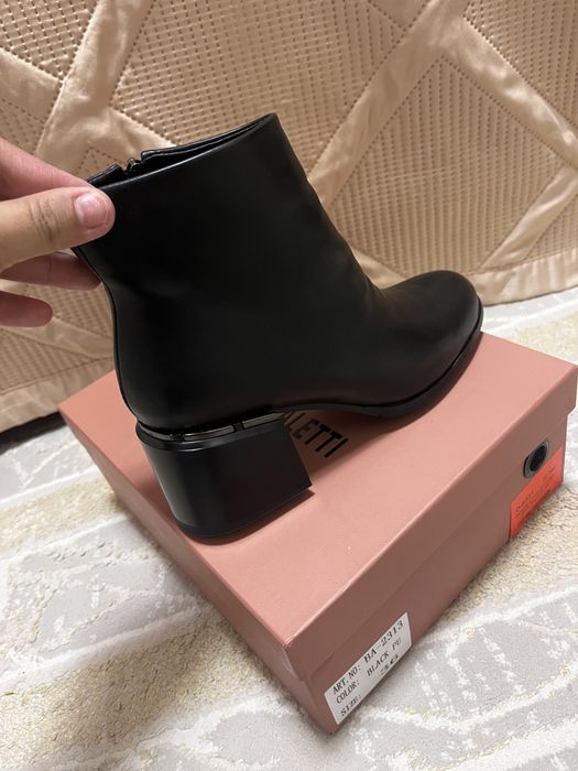 Продам обуви по 5000тг