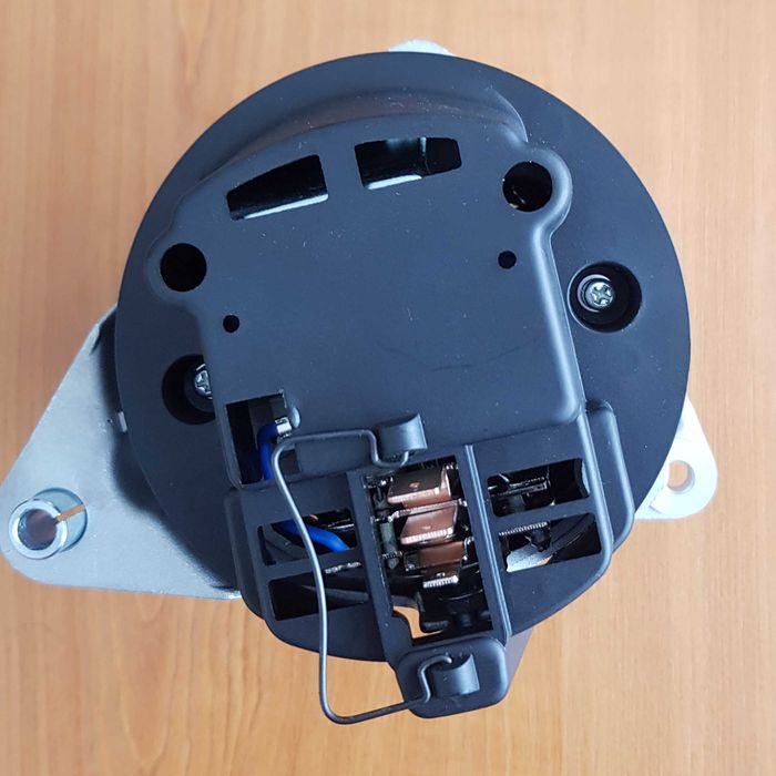 Alternator 12V 35A pentru tractoare Ford 3000 4000 5000