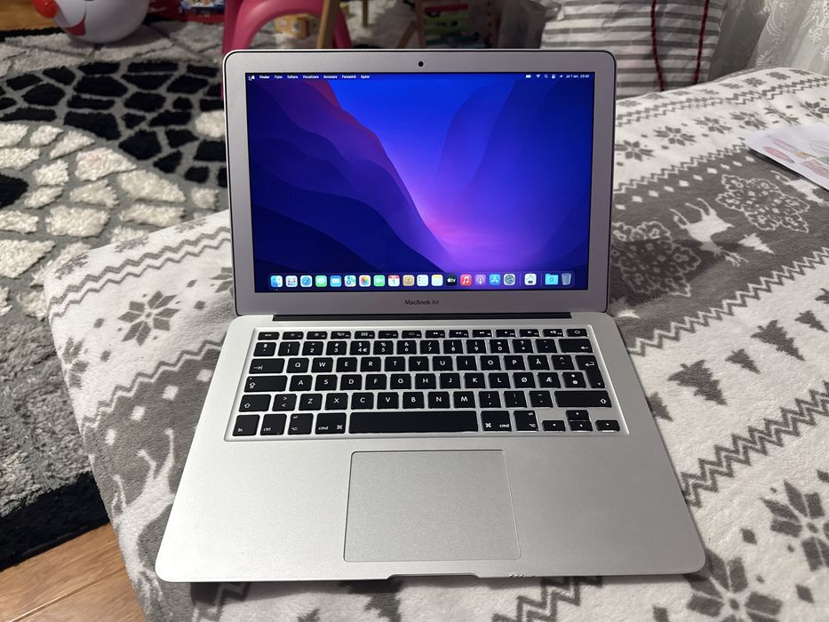 Laptop Apple Macbook Air 2015 - perfect functional