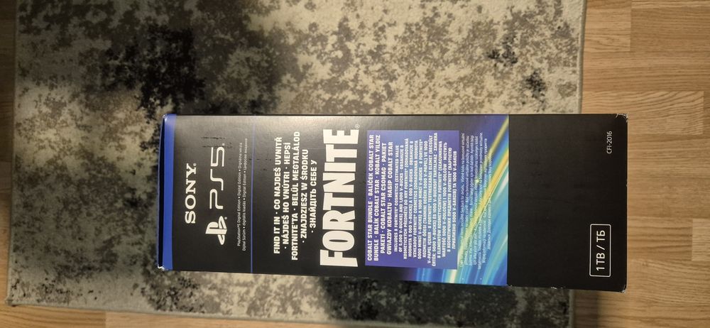 PS 5  (1 Tera)+ 1 controller