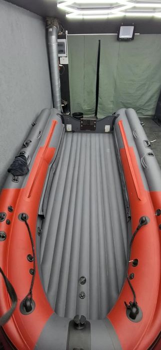 Продам лодку ПВХ Skat Triton 390