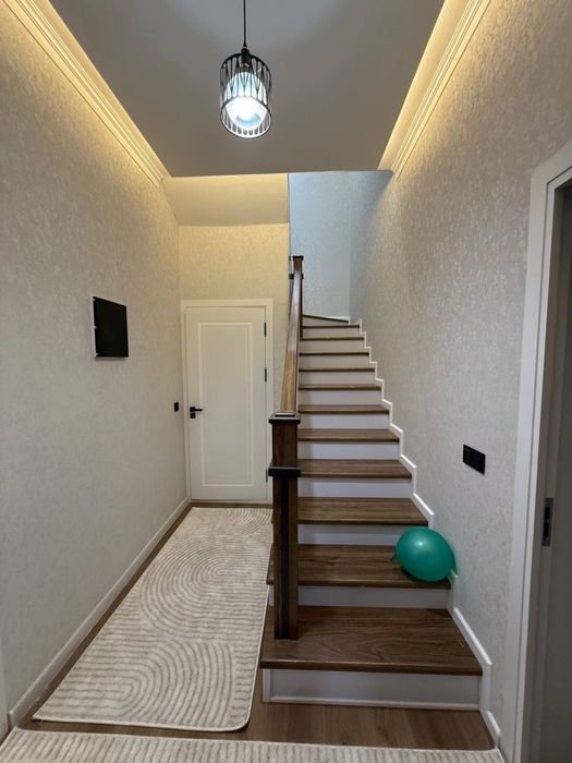 Уй сотилади уч  икки сотих