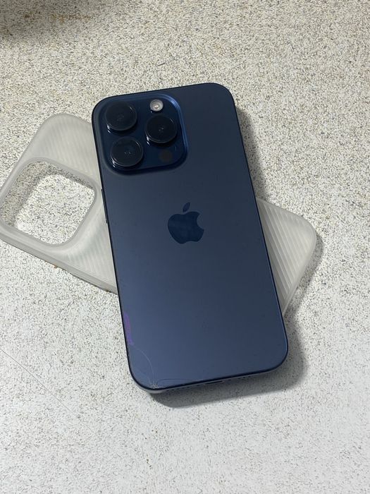 Продам Iphone 15 pro 128gb