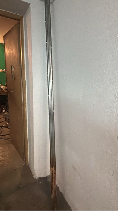 Stalpi galvanizati 2 m/2,2m/2,4m /plasa de gard