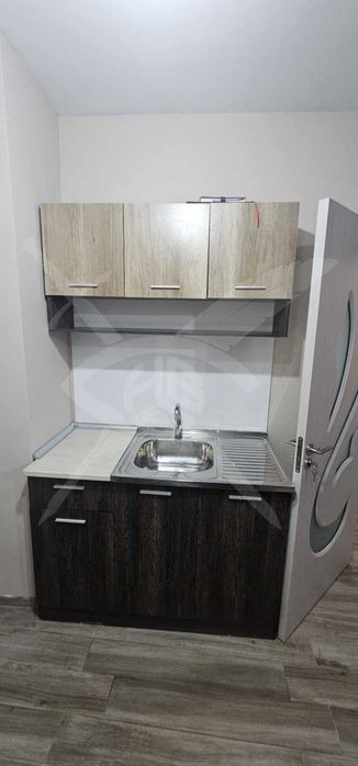 Дава се под наем Двустаен апартамент в Варна, Трошево - 63 кв.м за 498.27 € - Снимка #2