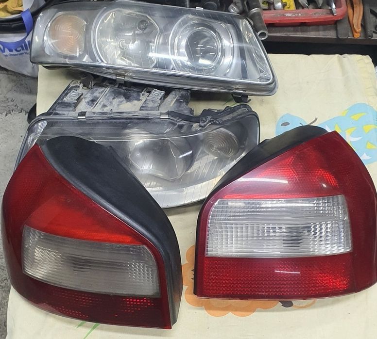 Фарове и стопове Ауди А3