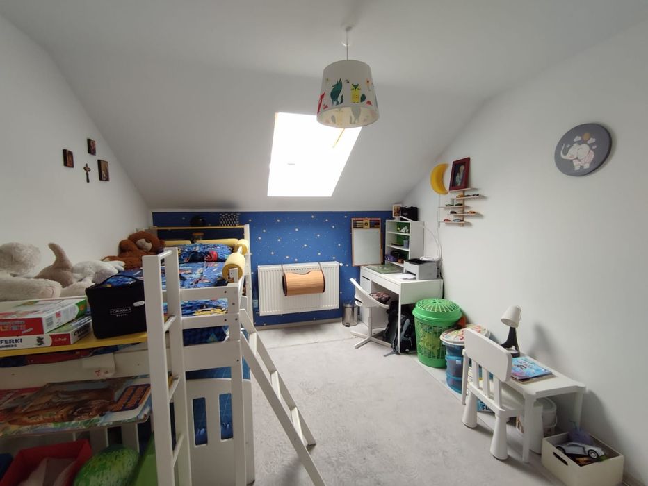 Apartament cu 3 camere,  82  mp , Ipotești , Suceava
