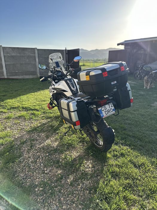Benelli TRk 502x (se conduce cu A2)