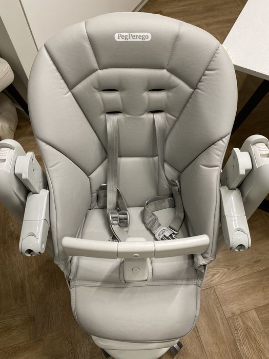 Peg-Perego Tatamia  стульчик для кормления