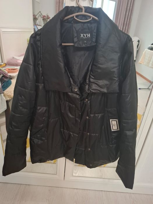 Пальто, куртка      .