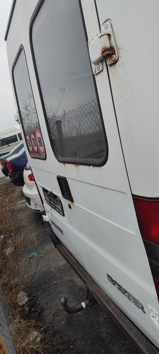 Dezmembrez Peugeot Boxer din anul 2002