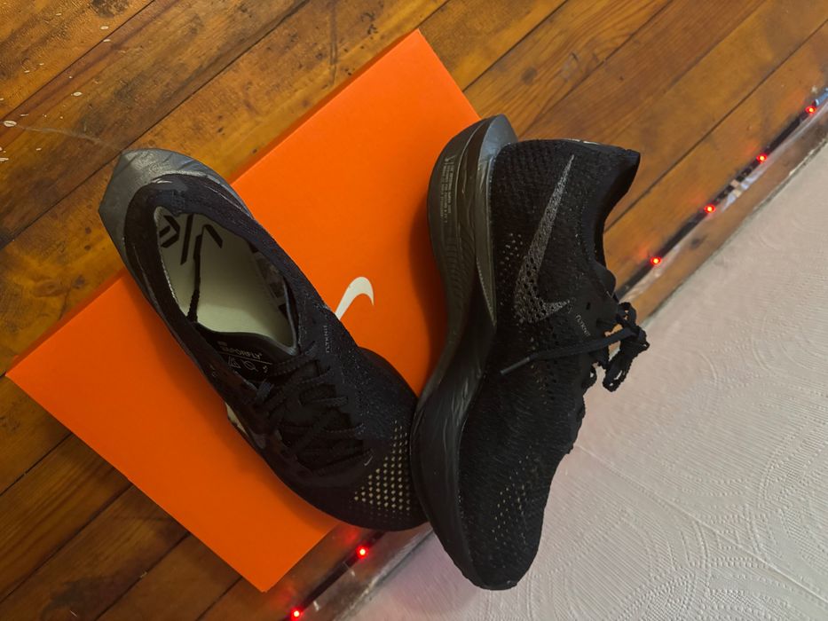 Маратонки Nike Vaporfly ZoomX.  44
