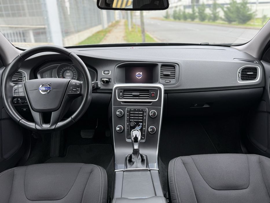 Volvo V60 2018 154.000 km Cutie Automata 2.0 diesel