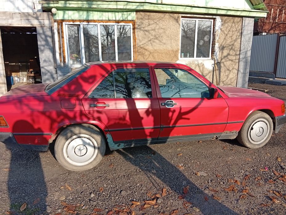 Мерседес бенз 190