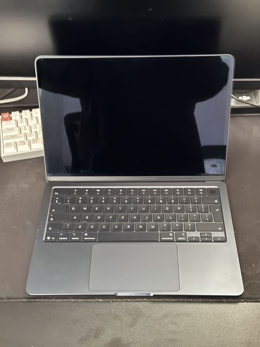 MacBook Air M4 13”  256gb/16gb 100% baterie