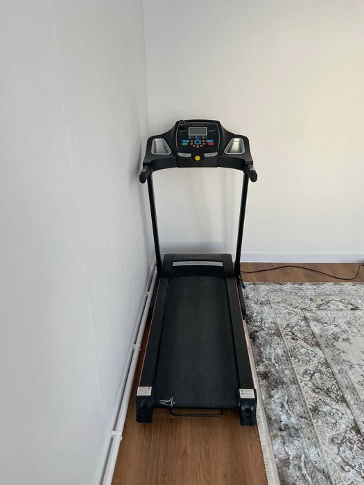 Продам беговую дорожку GENAU TR50