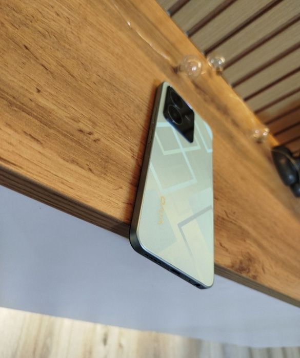 Смартфон с гарантией