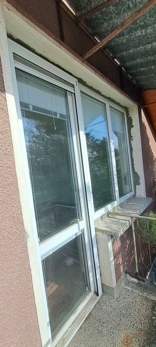 Продавам ПВЦ бяла дограма