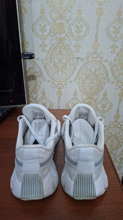Кроссовки reebok размер 45