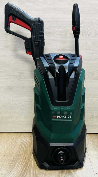 Водоструйка PARKSIDE PHD 135 F5