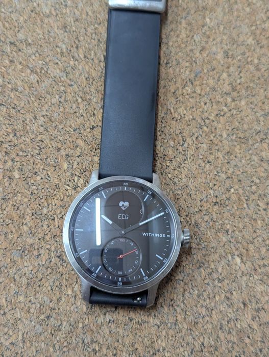 Гибридные смарт часы Withings Scanwatch с функцией ЭКГ