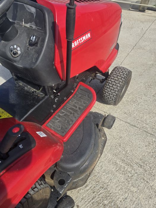 Tractor gazon Husqvarna Craftsman 28 cp