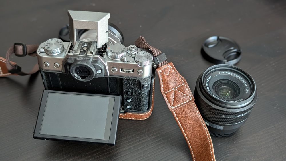 Husă  Piele + Curea pentru Fujifilm X-T30 II / X-T30/ X-T20 / X-T10