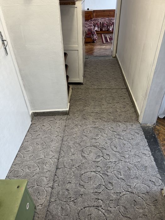 Продава се Тристаен апартамент в Разград, Център - 65 кв.м за 1569 €/кв.м - Снимка #2