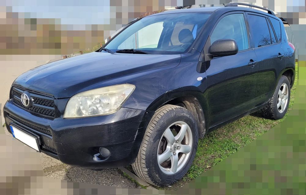 Toyota RAV4 RAV4 2.0 benzina si GPL, 4x4, AC, cutie manuala, interior piele