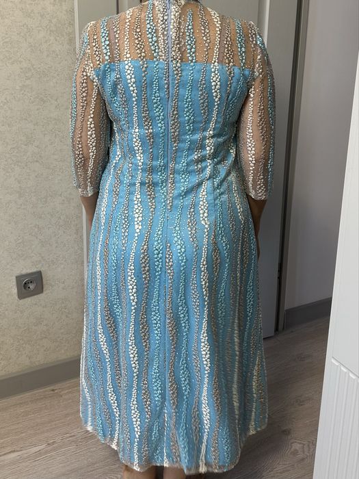 продам платье вечернее