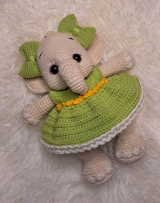 Вязаные игрушки 
(To‘qilgan o‘yinchoqlar)