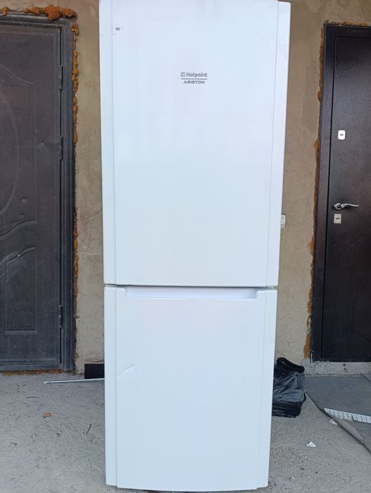 Продам холодильник