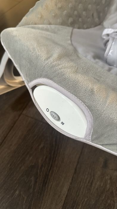 Scaun bebe cu vibratii / Balansoar