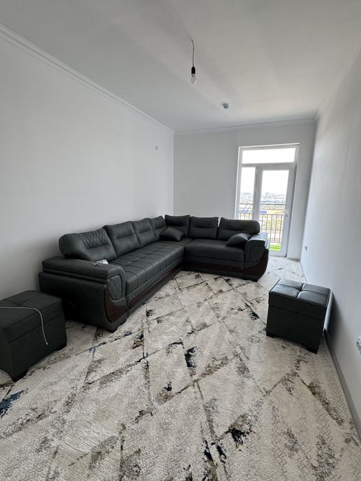 Срочно продам 2 комнатную новостройка  квартиру с кадастром