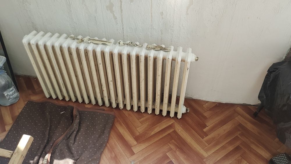 Батарей чугунный