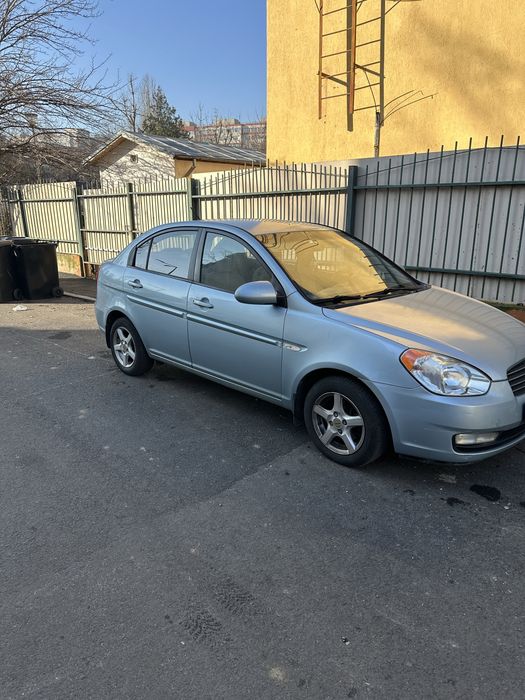 Hyundai Accent 1.4 benzina