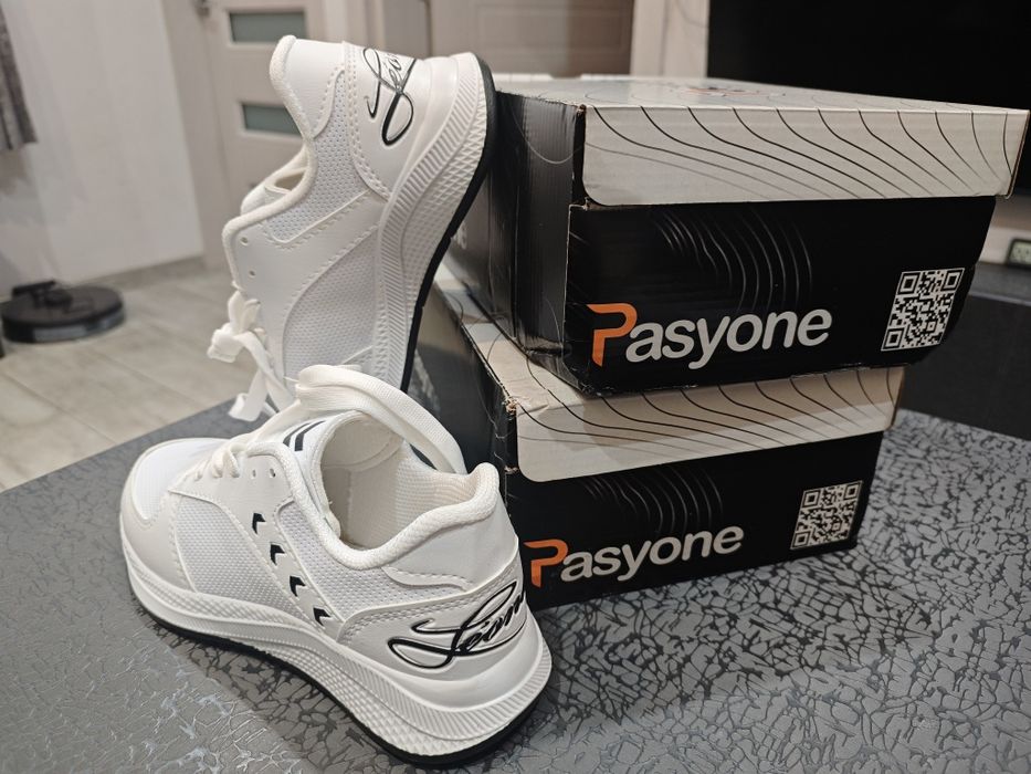 Кожени дамски маратонки последни бройки 36 номер