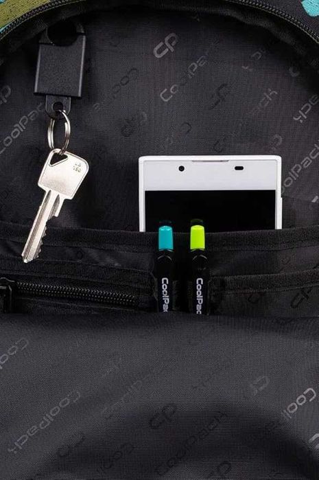 Ученическа раница Coolpack с динозаври камуфлажна - 2 модела