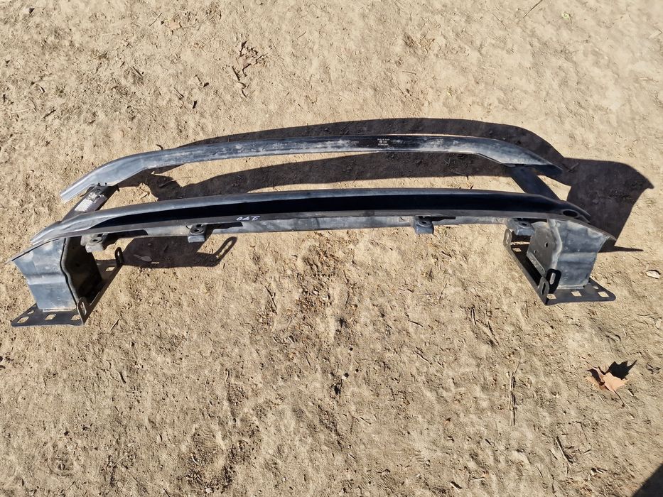 VW T-Roc греда предна броня