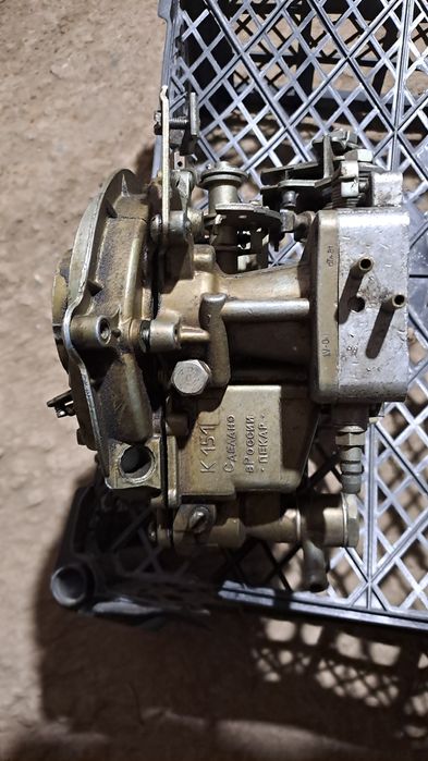 Карбюратор пекар.