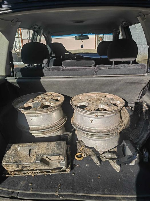 Opel Zafira 2001, motor 2.0 diesel, pentru dezmembrare