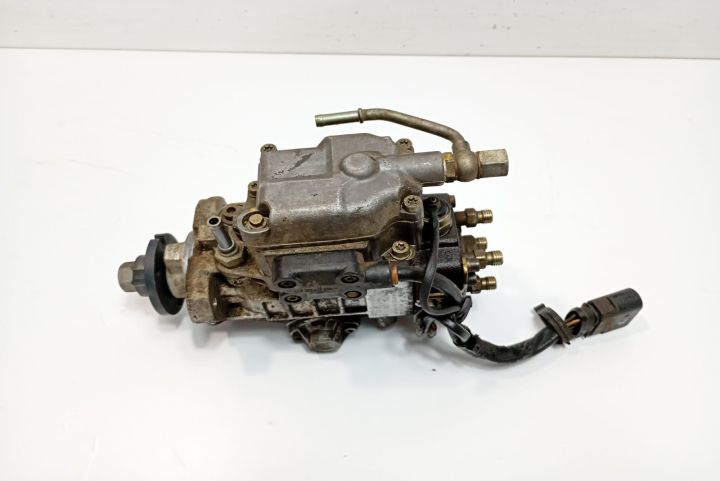 Pompa injectie 038130107D Volkswagen VW Bora prima generatie seria